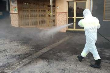 La limpieza exhaustiva llega estos días a La Viña, la costa, Hornos del Rey, Las Remudas y otros barrios (Foto TA)